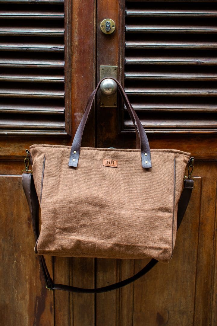 Bolsa Tote Avelã