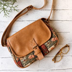 Bolsa Tiracolo Meia Lua Patch