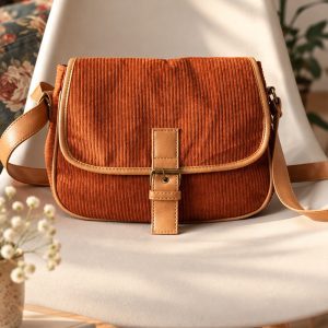 Bolsa Tiracolo Meia Lua Ferrugem